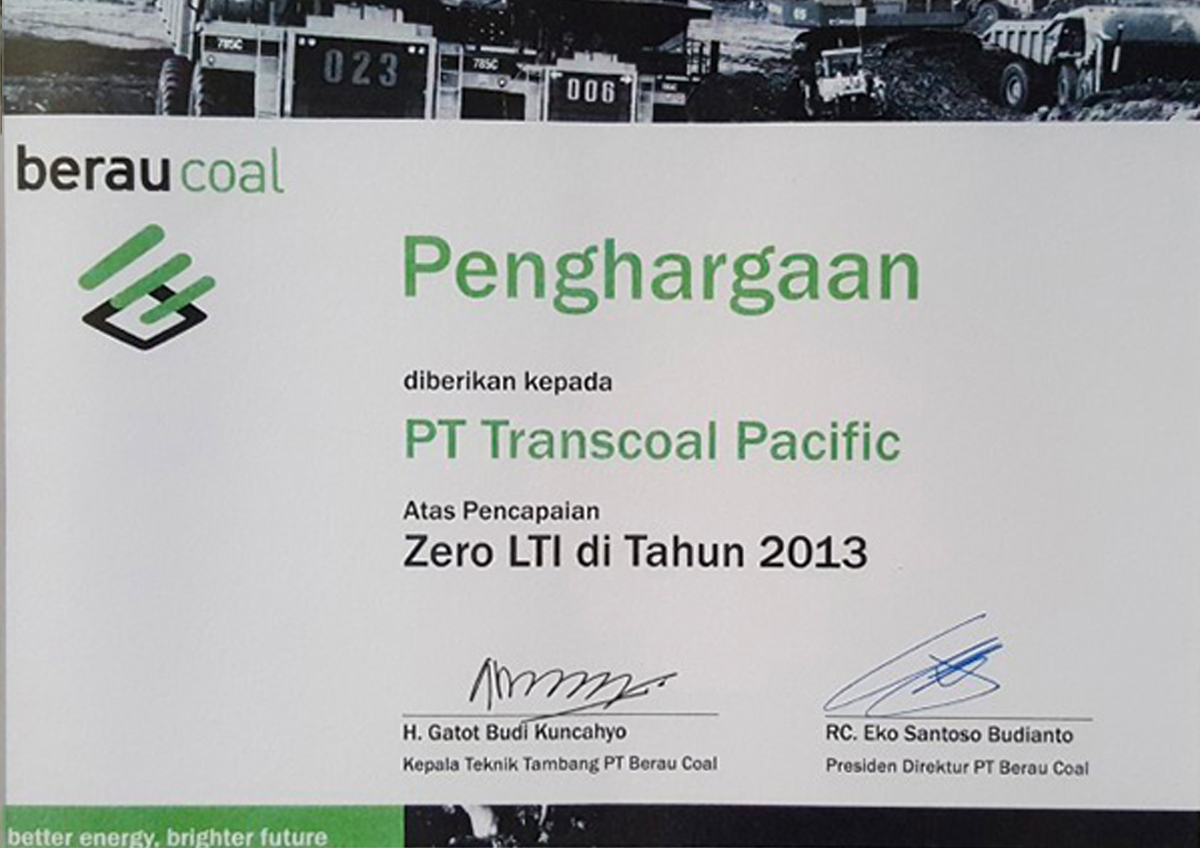 2013 – Penghargaan Zero Accident dari PT Berau Coal